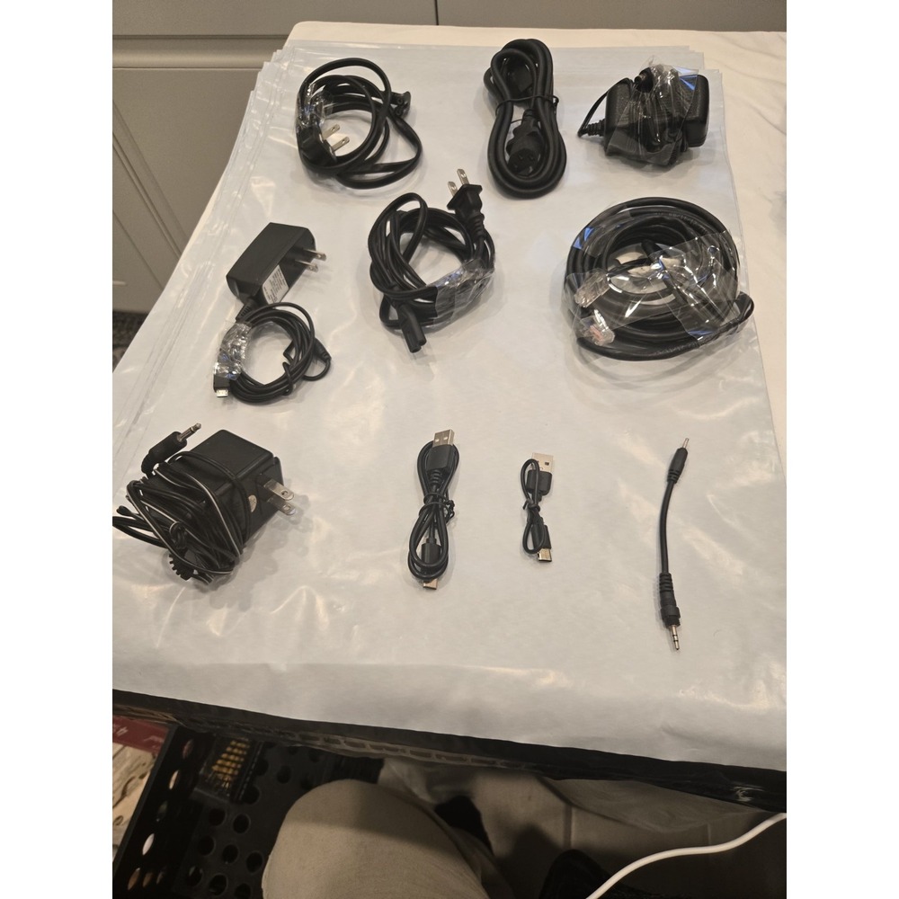 A Lot Of 10 Cords